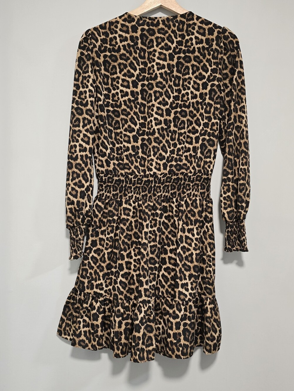 Michael Kors Leopard Print Long Sleeve Smocked Ruffle "JULIA" Dress Fall Style - Picture 4 of 16